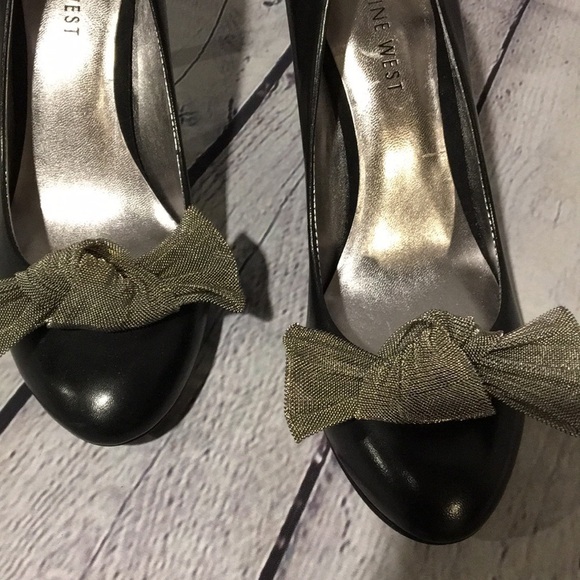 Nine West Camelita mesh bow black leather heels - Picture 3 of 10